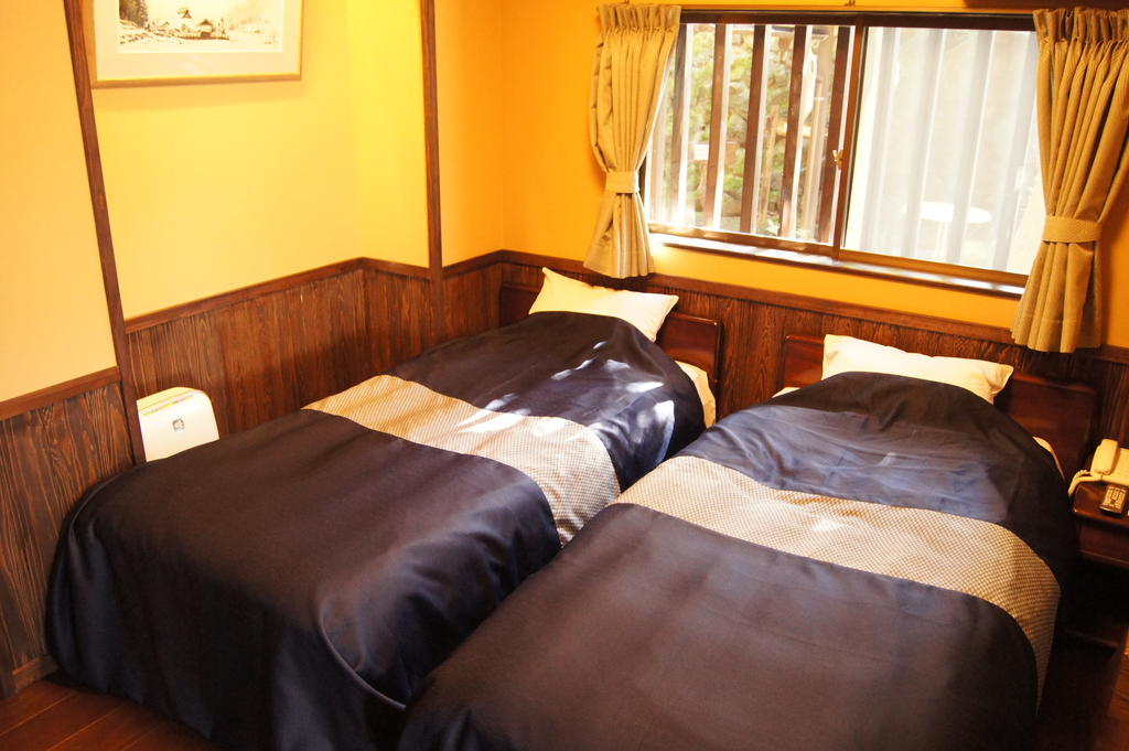 Fumoto Ryokan Минамиогуни Стая снимка